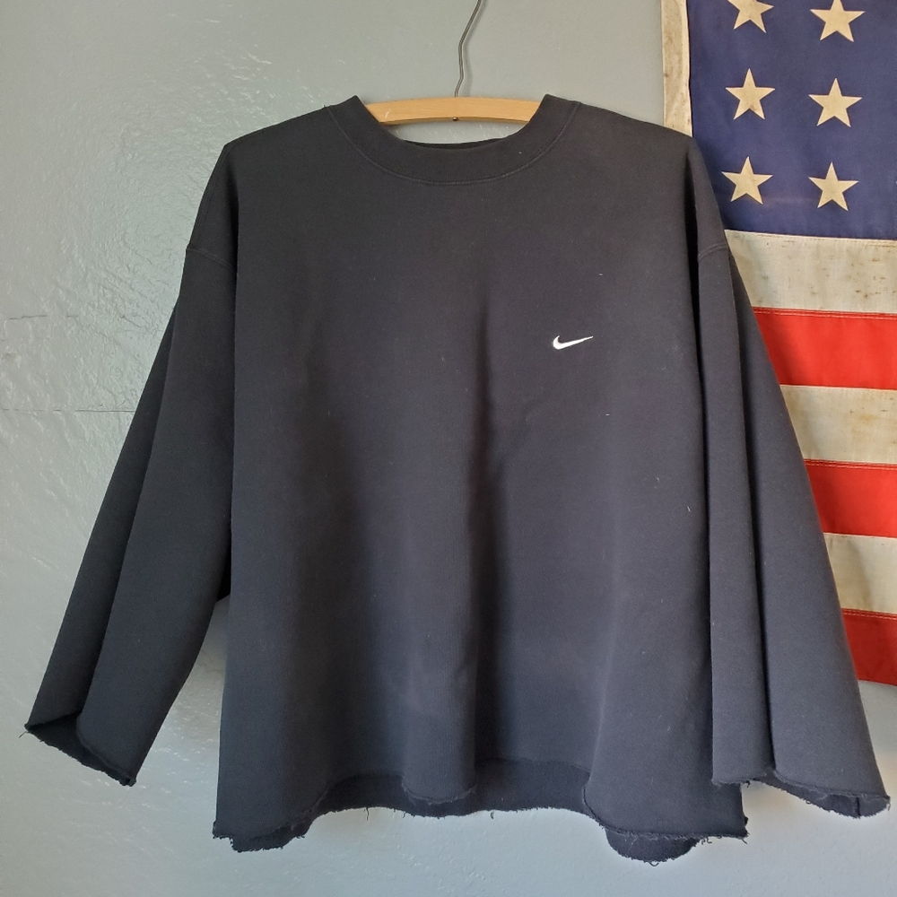 Vintage soft crop Nike black faded sweatshirt
